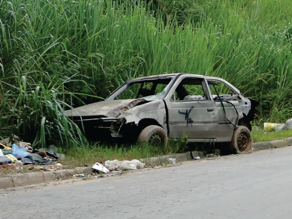 Cemiterio-de-carros-um-agravante-ambiental-carro